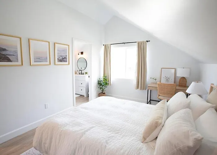 Elegant, Beautiful, Modern, King Bed